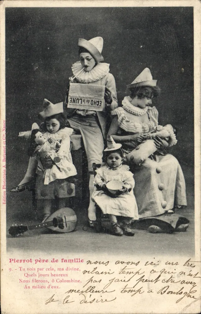 Pierrot Vater der Familie — Theater-Szene mit Kindern in Karnevalskleidung — Edition Phototypie A. Bergeret und Cie, Nancy - Vorderseite