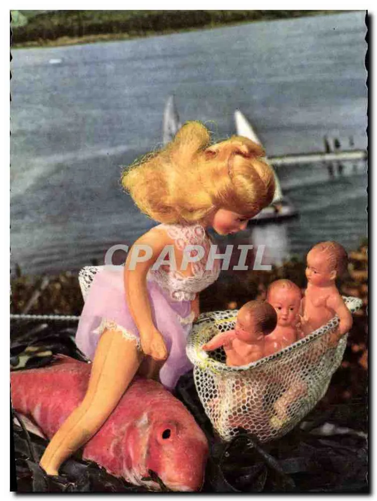 Barbie en baby's in een net — strandscène — Phototachrom, Glasse 1809 - Voorkant