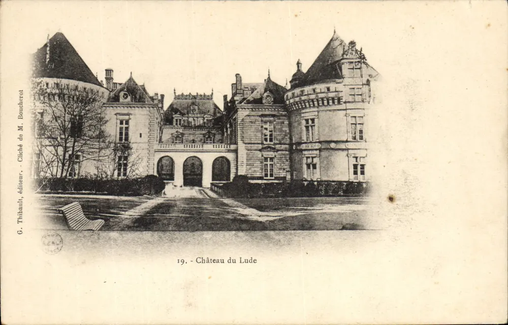Château du Lude — vue d'ensemble — éditeur G. Thibault, cliché de M. Boucherot, n°19 - Frente