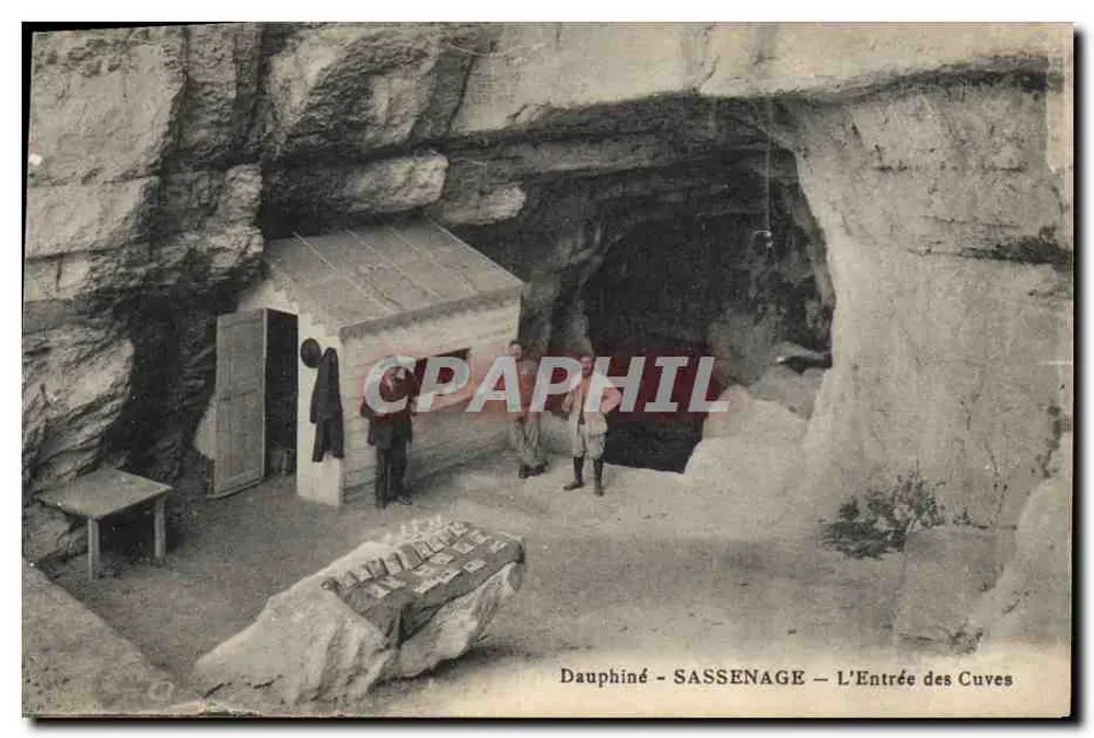 Dauphiné - Sassenage - Eingang zu den Höhlen - Vorderseite