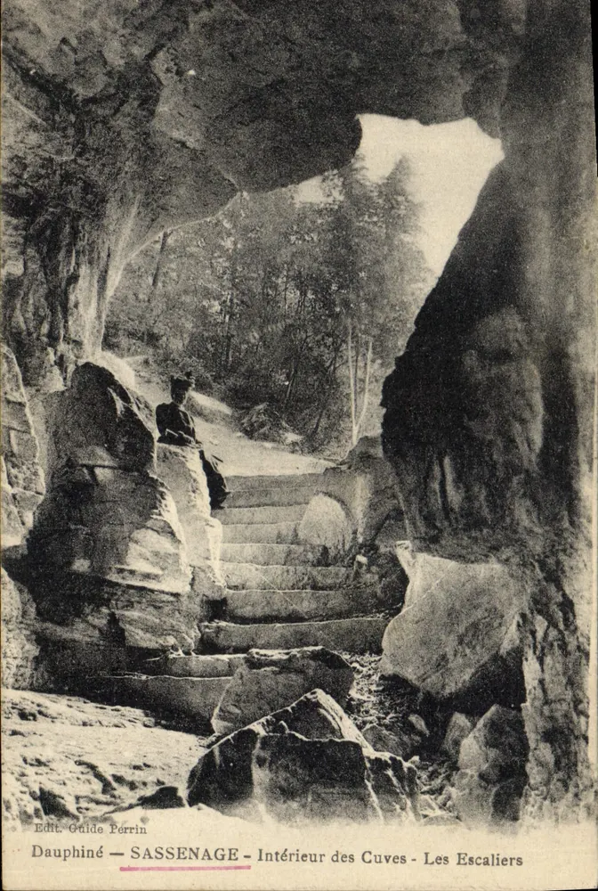 Sassenage — Innere der Tanks — Die Treppen — Edit. Guilde Perrin - Vorderseite