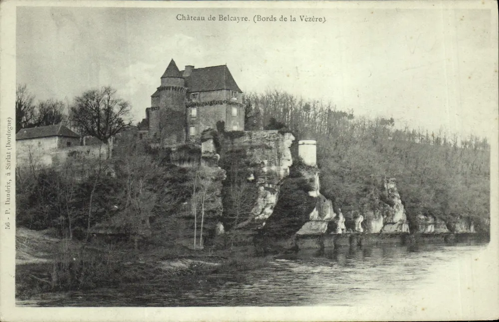 Castelo de Belcayre — Bordas da Vézère — P. Daudrix, em Sarlat (Dordogne) — n°56 - Frente