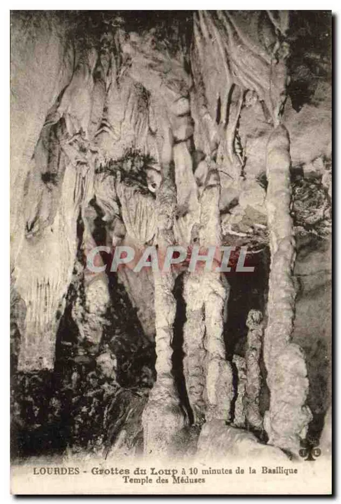 Lourdes - Höhlen des Wolfs 10 Minuten von der Basilika des Tempels der Medusen - Vorderseite