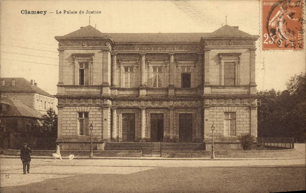 Clamecy — O Palácio de Justiça — Livraria E. Gault - Frente