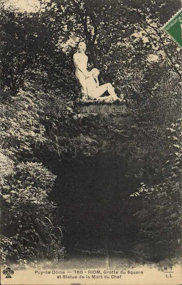 Puy-de-Dôme — 760 — RIOM, Grot van de Square en Beeld van de Dood van de Chef — I.L. - Voorkant