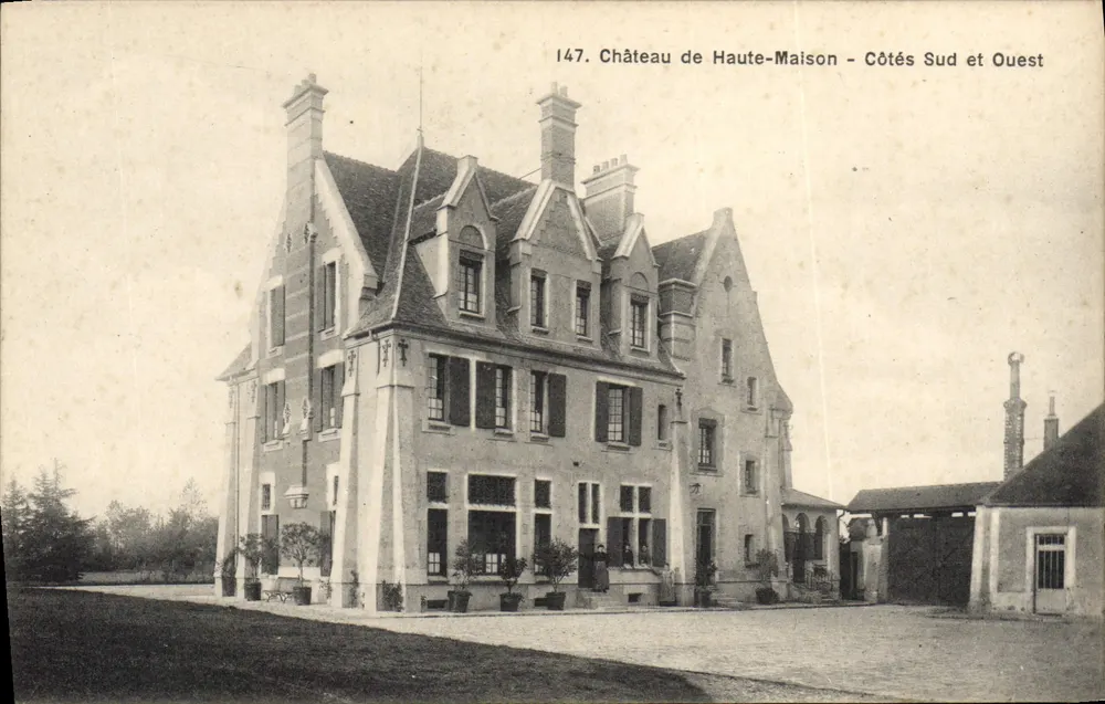 Castelo de Haute-Maison — Lados Sul e Oeste — Lagranges, editor - Frente