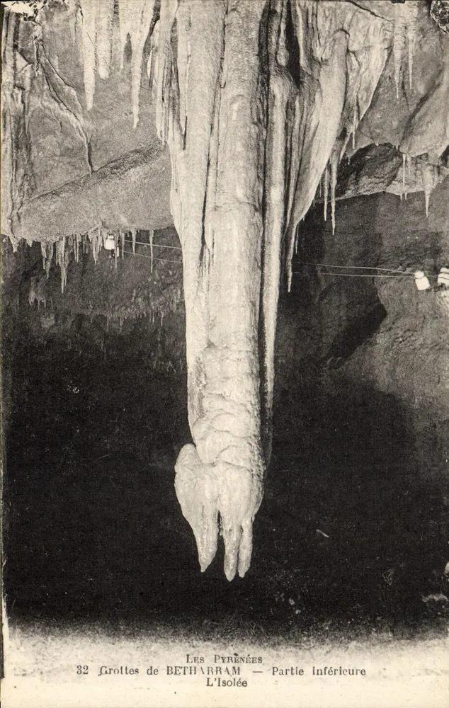 Grottes de BETHARRAM — Unterer Teil — L'Isolée — Die Pyrenäen - Vorderseite