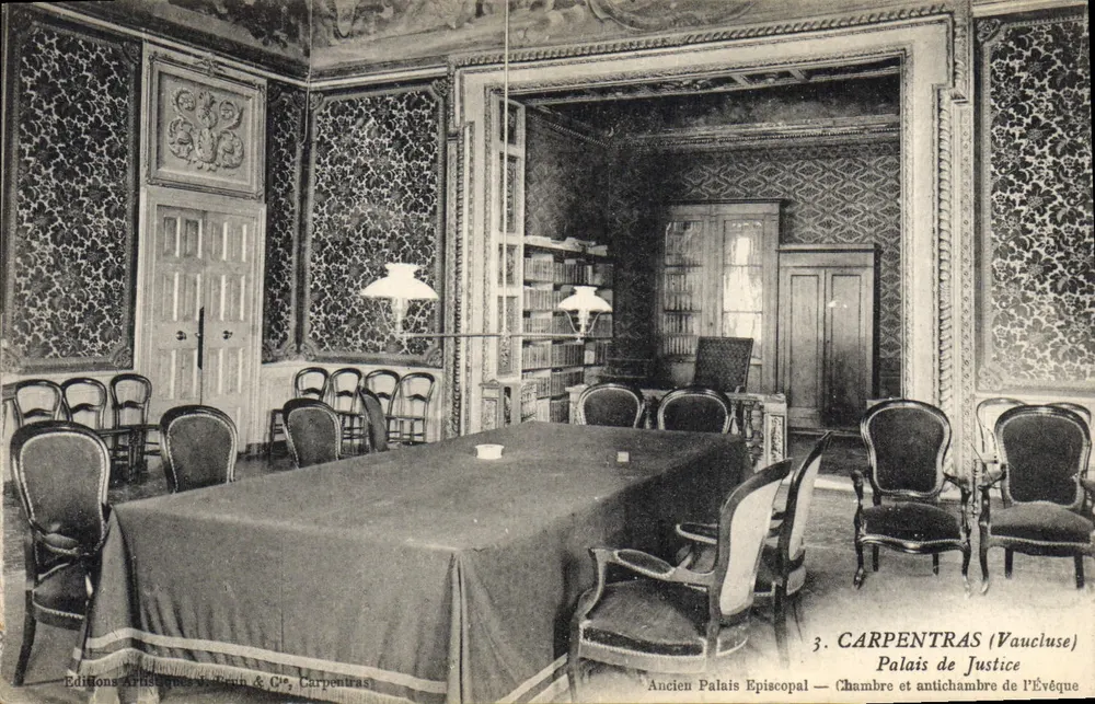 कार्पेंट्रास (वॉक्लस) — पुराना एपिस्कोपल महल — आयतन और एंटीचैम्बर ऑफ द बिशप - आगे