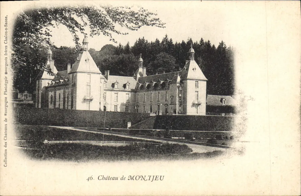 Castelo de Montjeu — Coleção dos Castelos da Borgonha, série 46 — editor Chalons Frères - Frente