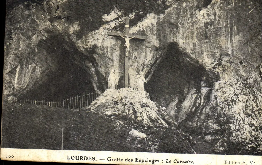 Lourdes — Grotte des Espeluges : Le Calvaire — Edition F. V. - Vorderseite