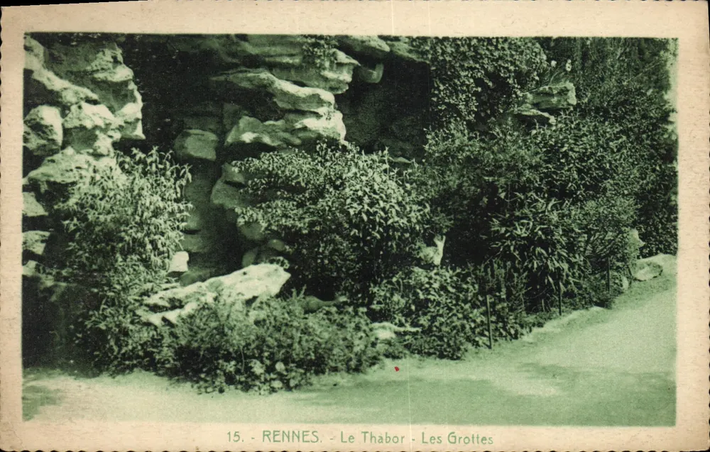 Rennes - Le Thabor - Les Grottes — Carta postal n°15 - Frente
