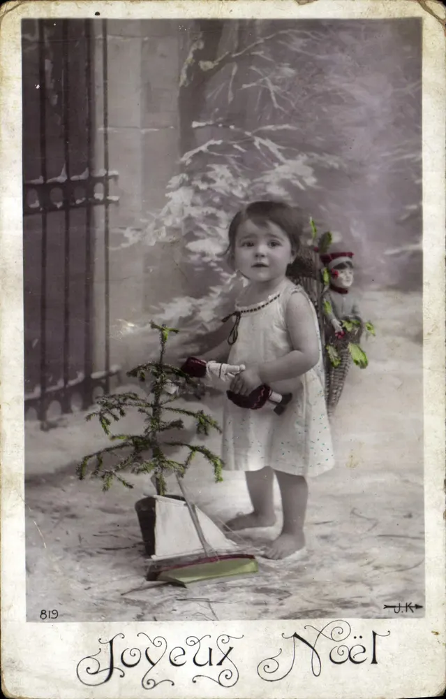 Kleine Mädchen mit Weihnachtsbaum — J.K. — Nr. 819 - Vorderseite