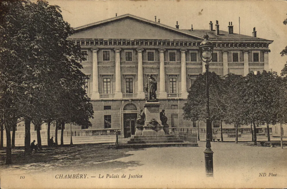 Chambéry — O Palácio de Justiça — ND Phot, n°10 - Frente