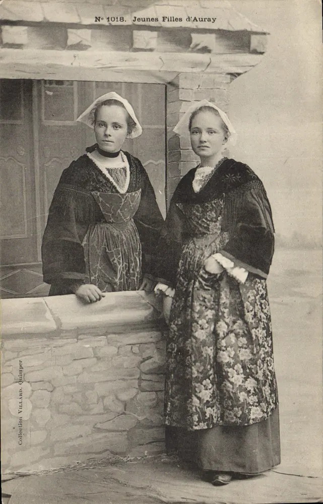Meninas de Auray — N° 1018 — Coleção Villand, Quimper - Frente