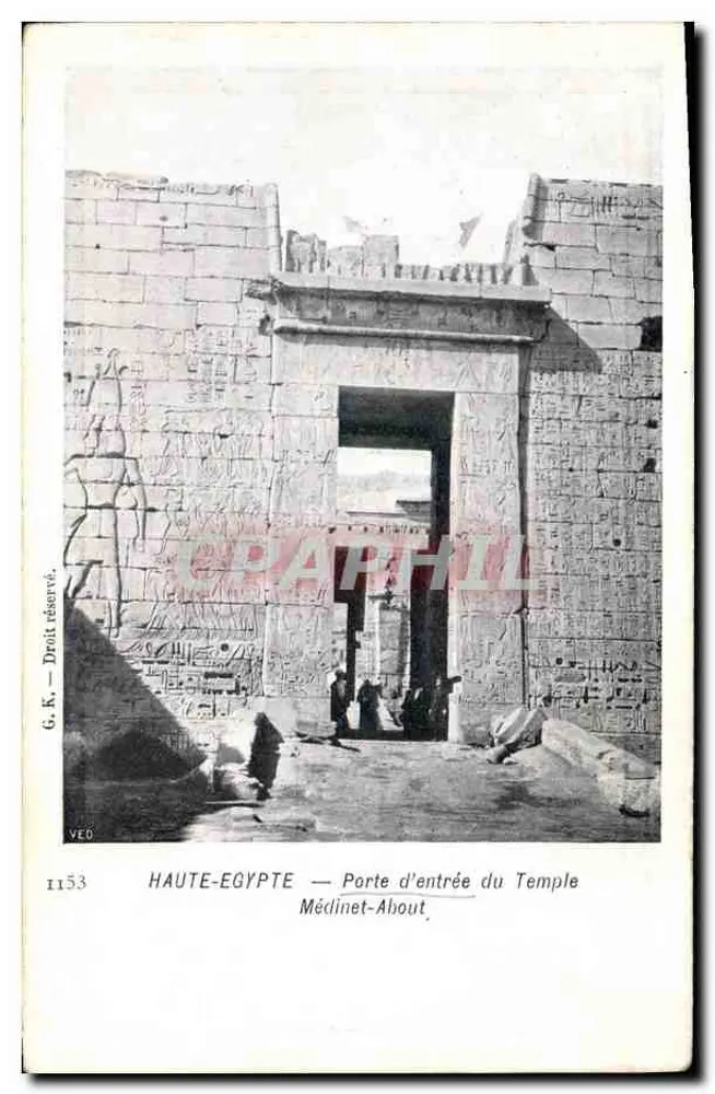 ALTA EGITO — Porta de entrada do Templo de Médinet-About - Frente