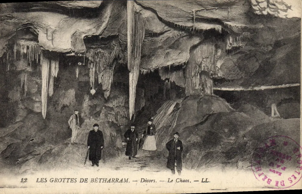 Las Cuevas de Bétharram — Decorados — El Caos — LL. — N°12 - Anverso