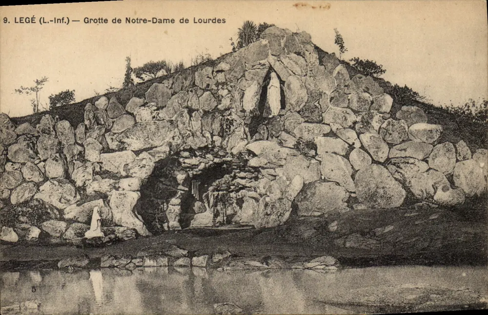 Grotte der Notre-Dame von Lourdes — LEGÉ (L.-Inf.) — Verlag Chapeau, Nantes - Vorderseite