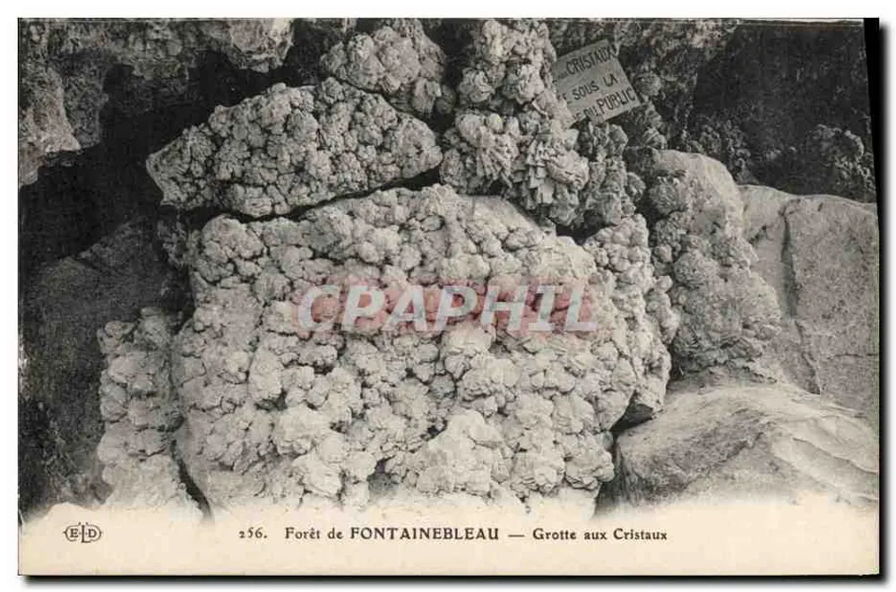 Wald von FONTAINEBLEAU — Höhle der Kristalle - Vorderseite