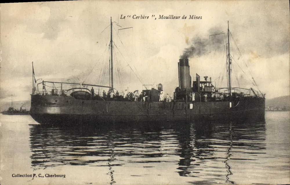 Der "Cerbère", Minenräumer — Cherbourg - Vorderseite