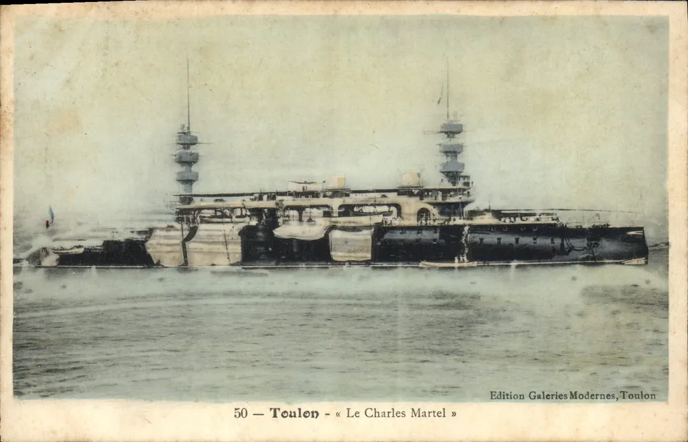 Le Charles Martel — Kriegsschiff in Toulon — Edition Galeries Modernes, Toulon, n°50 - Vorderseite
