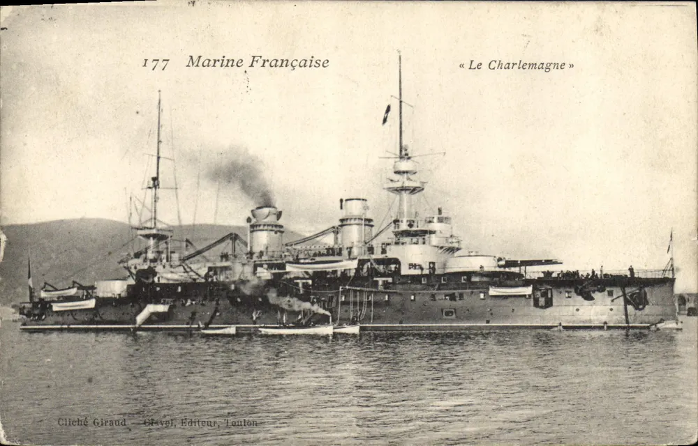 O Charlemagne — Cruiser da Marinha Francesa — Cliché Giraud, Editor, Toulon - Frente