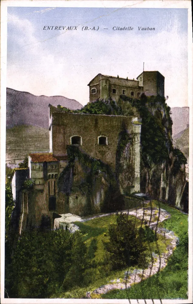 Entrevaux (B.-A.) — Citadelle Vauban - Frente