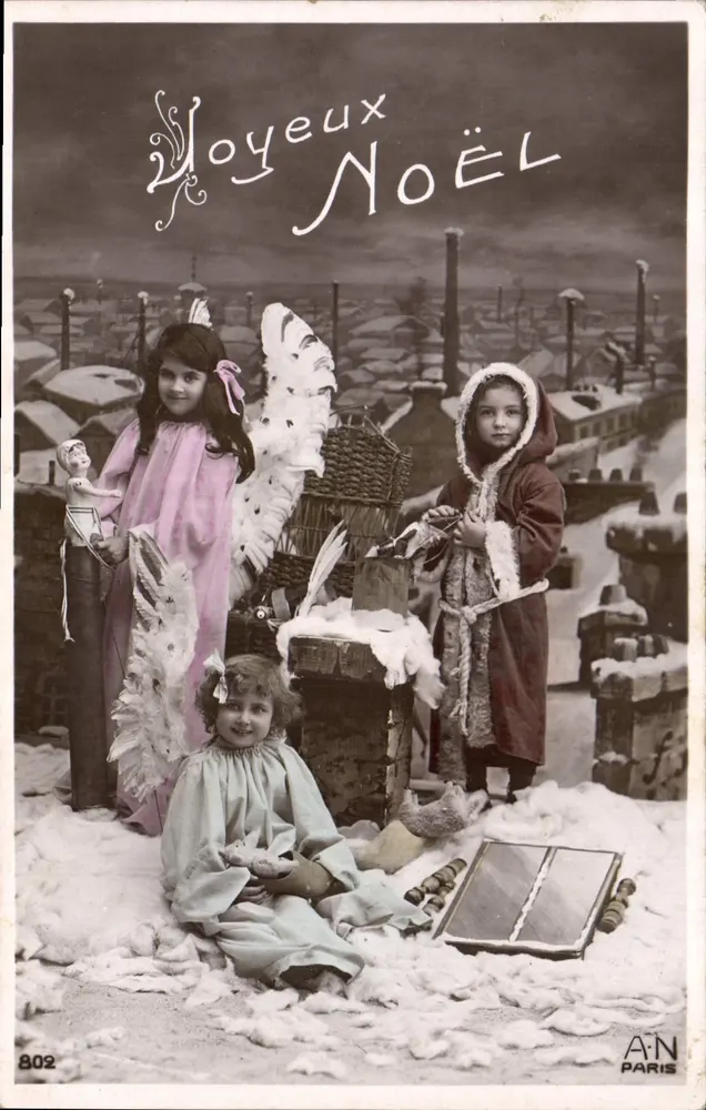 Drei Kinder in Weihnachtskostümen — Schneedecken-Dekoration — A.N. Paris, n° 802 - Vorderseite