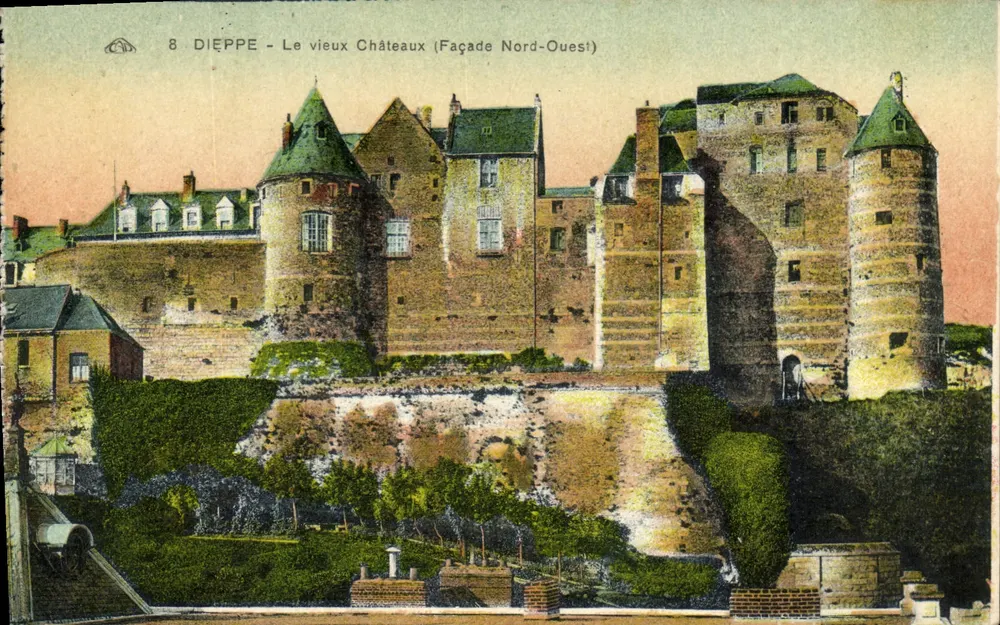 Dieppe - Das alte Schloss (Nordwestfassade) - Vorderseite