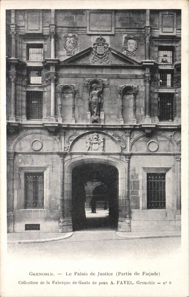 Grenoble — El Palacio de Justicia (Parte de la Fachada) — Colección de la Fabrica de Guantes de Piel A. FAVEL, Grenoble — n° 9 - Anverso
