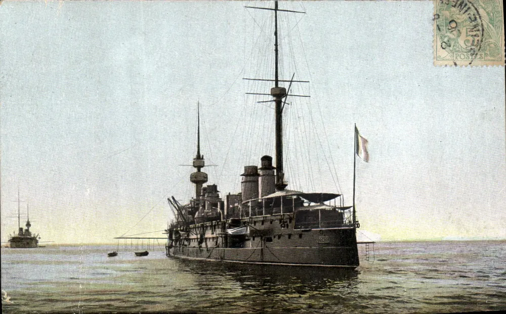 Französisches Kriegsschiff — maritime Ansicht — Verlag AQUA PHOTO L.V.A. Cie - Vorderseite