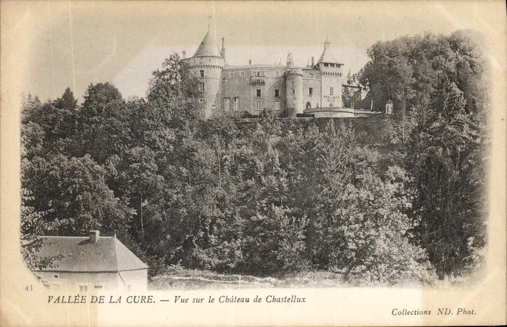 Tal der Cure — Ansicht des Schlosses Chastellux — Collections ND. Phot. - Vorderseite