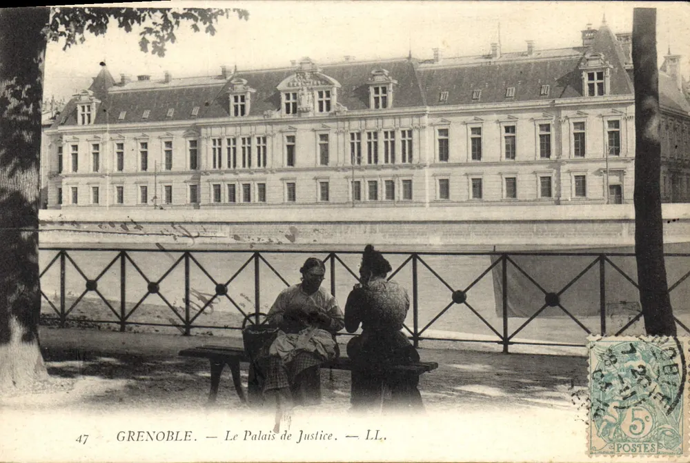 Grenoble — O Palácio de Justiça — LL. - Frente