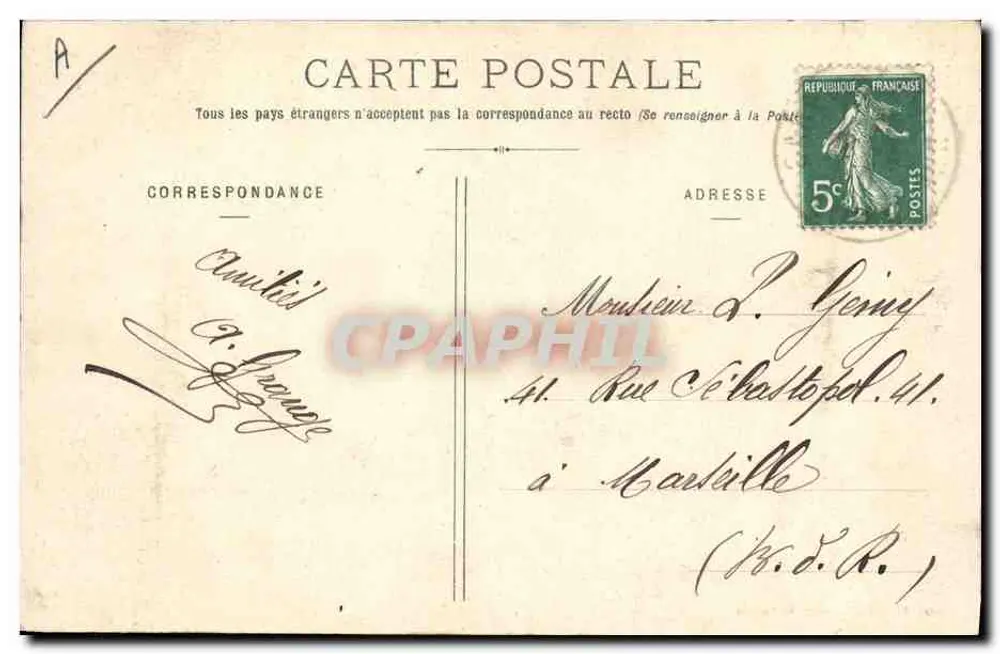Montbrison - Praça da Prefeitura — vista da praça com a prefeitura e a cúpula da igreja — Ed. Nouvelles Galeries, St-Étienne, n° 164 - Verso