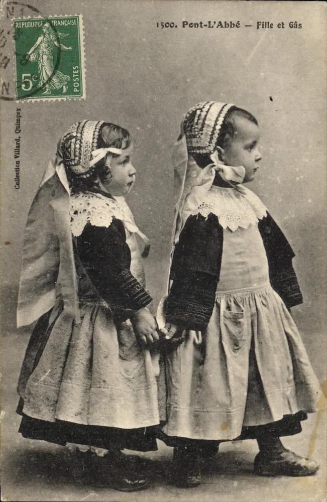Pont-L'Abbé — Mädchen und Gâs — Collection Villard, Quimper - Vorderseite