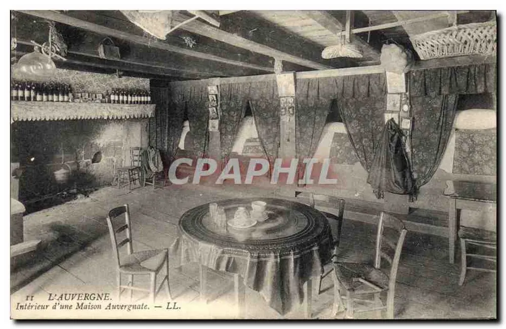 L'Auvergne — Intérieur d'une Maison Auvergnate — LL. - Vorderseite