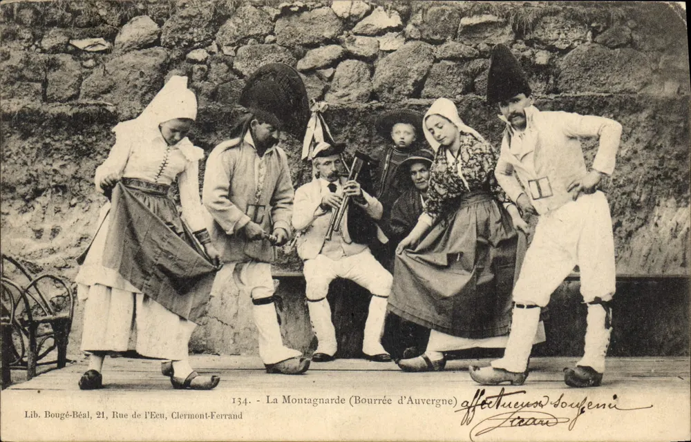 A Montagnarde (Bourrée d'Auvergne) — dança tradicional — Lib. Bougé-Béal, 21 Rue de l'Écu, Clermont-Ferrand - Frente