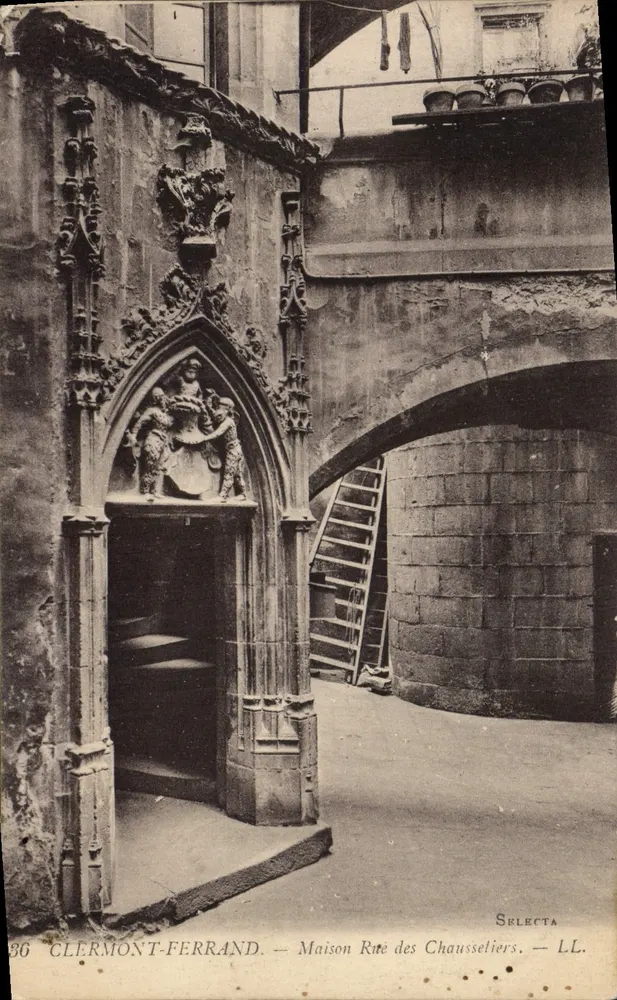Clermont-Ferrand — Haus in der Rue des Chaussetiers — Selecta LL - Vorderseite