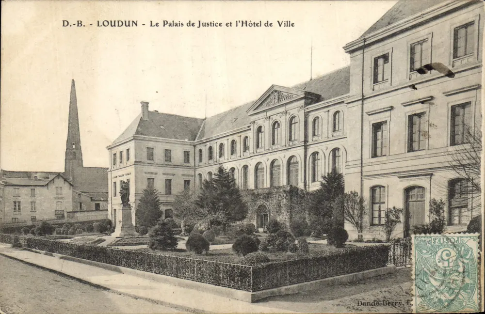 Loudun — Das Gerichtsgebäude und das Rathaus — Dando-Berry, L. - Vorderseite