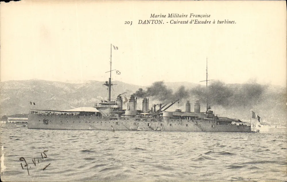 DANTON — Turbinenpanzerkreuzer — Französische Marine - Vorderseite
