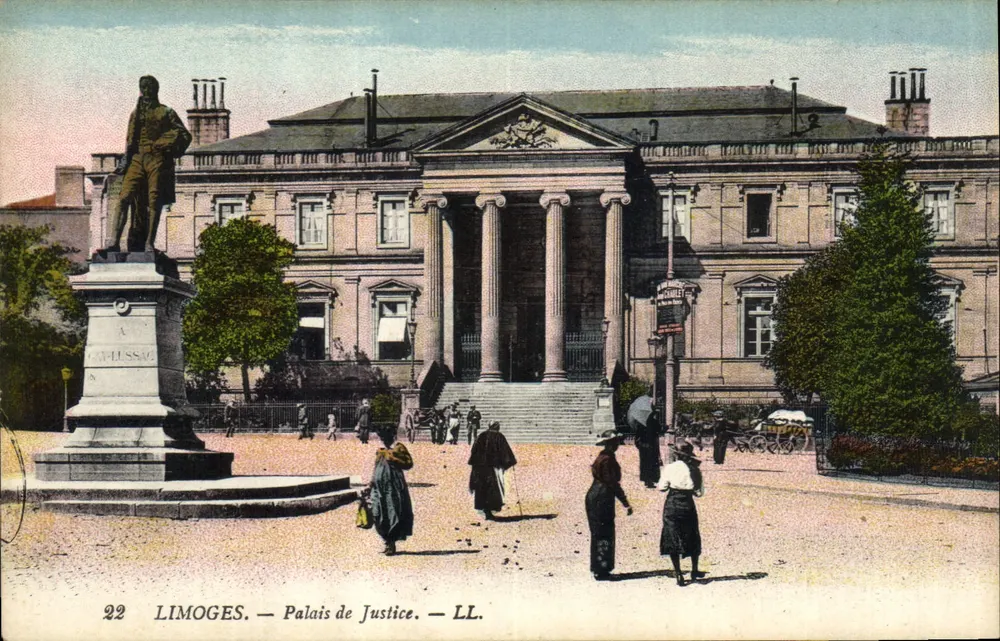 Limoges — Palácio de Justiça — LL. - Frente