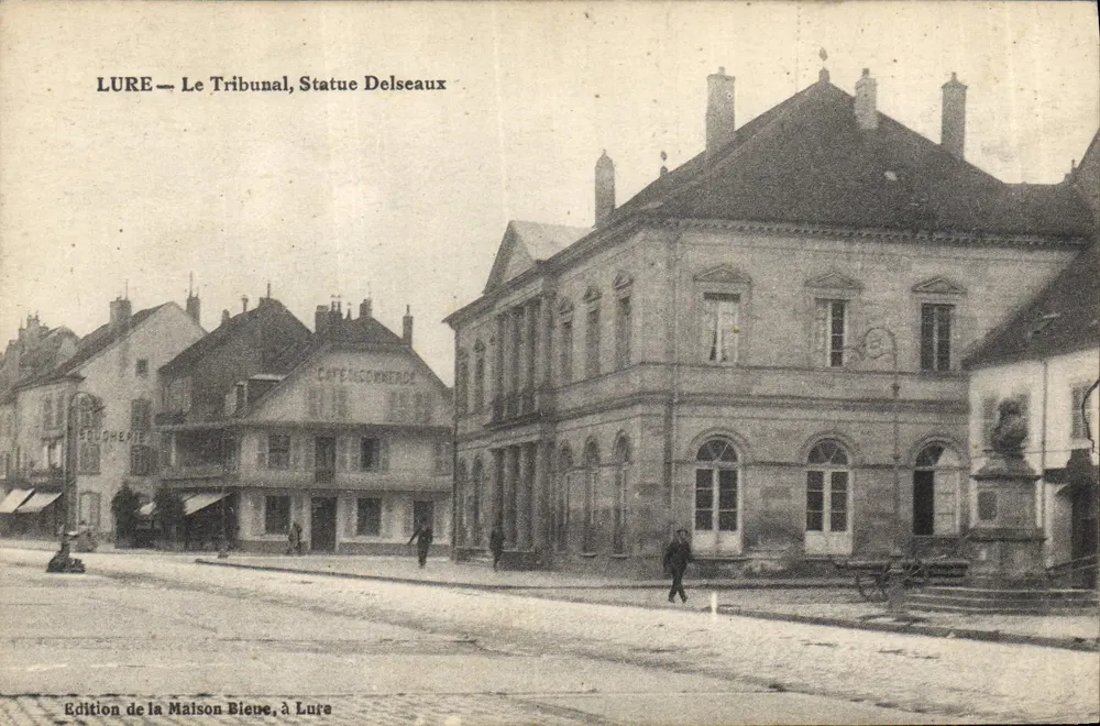 LURE — El Tribunal, Estatua Delseaux — Edición de la Maison Bleue, en Lure - Anverso