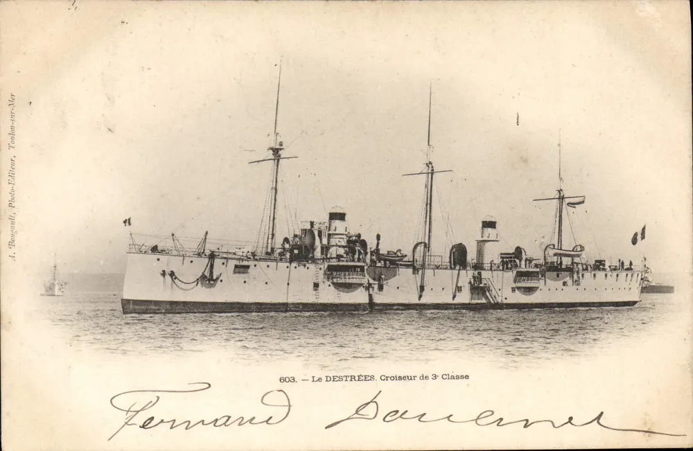 Le DESTREES — Kreuzer 3. Klasse — A. Bougault, Photo-Verlag, Toulon-sur-Mer - Vorderseite