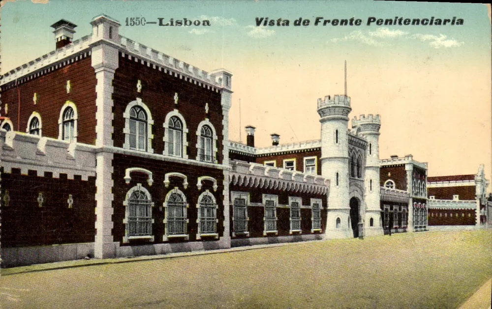 Lisbon — Ansicht der Front der Gefängnis — Verlag S.R. in Lisbon - Vorderseite