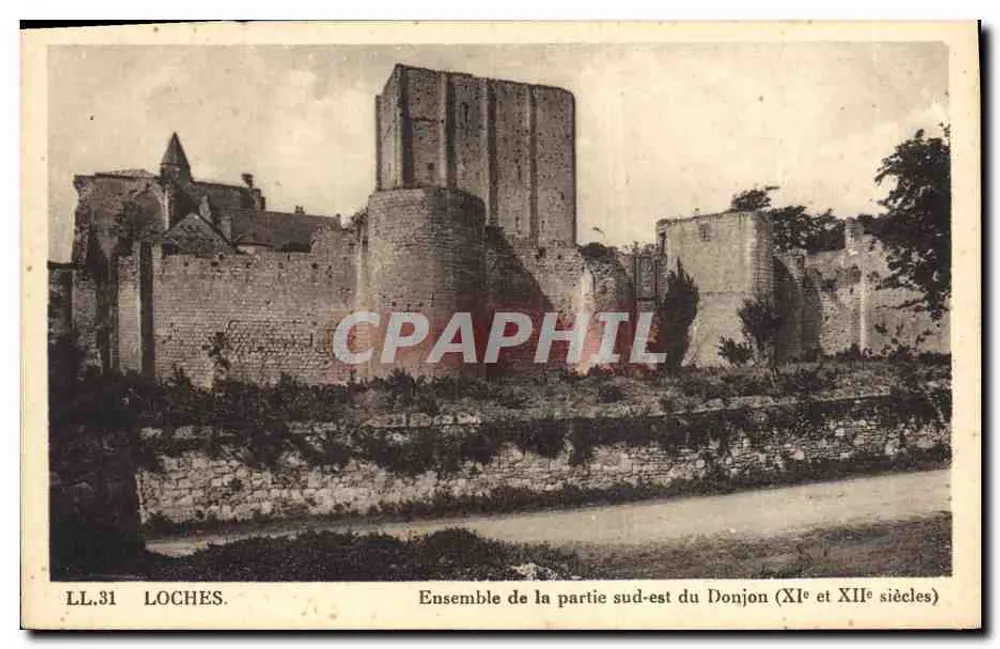 Loches — Ansicht der südöstlichen Teil des Bergfrieds (11. und 12. Jahrhundert) — C° des Arts Photomécaniques, Schiltigheim - Vorderseite