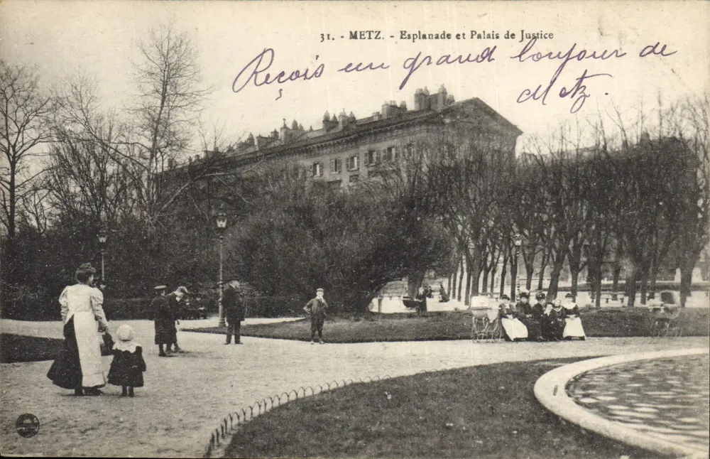 Metz - Esplanade e Palácio de Justiça — editor desconhecido, n° 31 - Frente