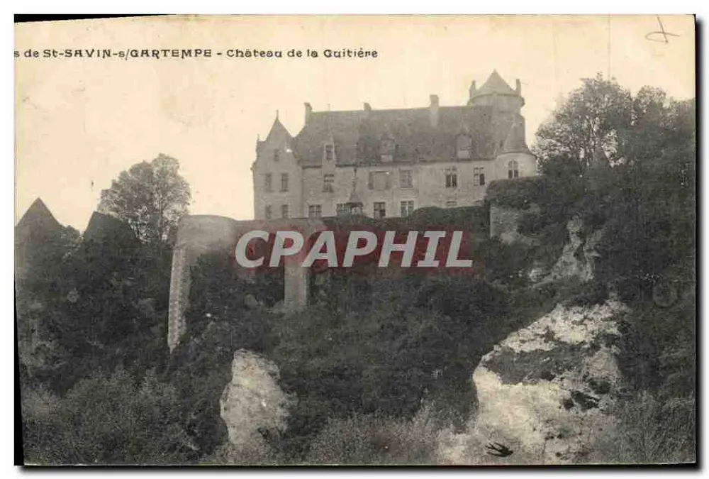 St-Savin-s/Gartempe - Castelo de la Guitière - Frente
