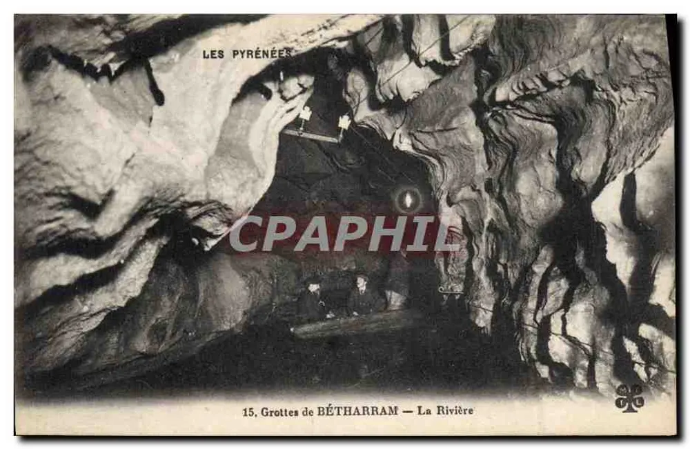 Grutas de BÉTHARRAM — A Rio — Os Pirineus - Frente