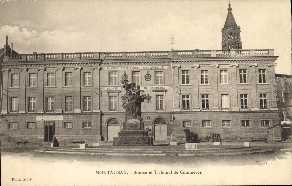 Montauban - Bourse et Tribunal de Commerce — Musée d'Histoire Naturelle — Phot. Gimet - Recto