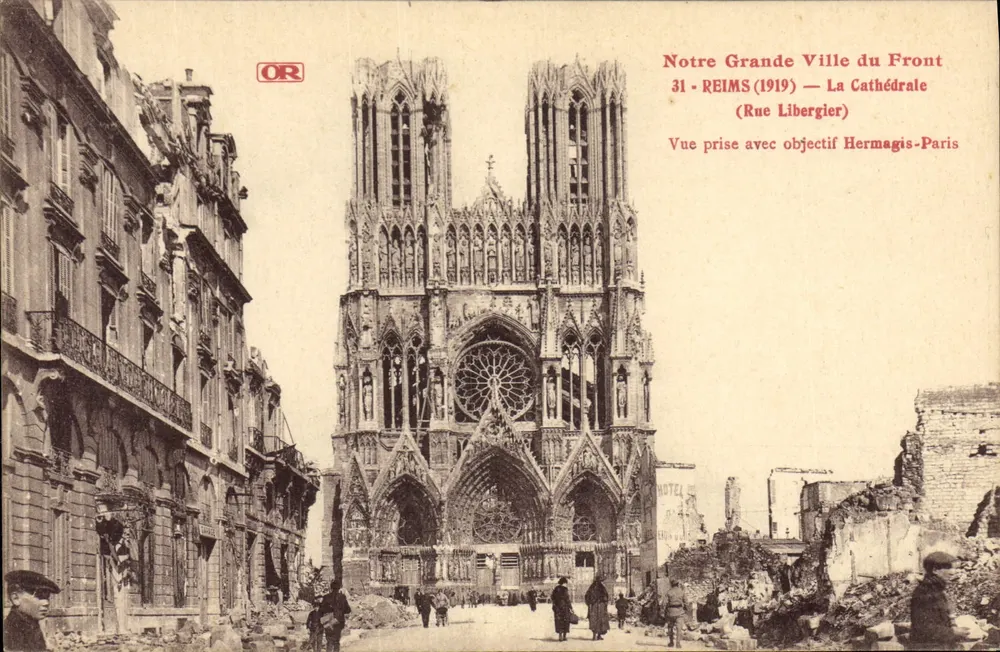 Reims — Kathedrale Notre-Dame — Aufnahme aus dem Jahr 1919 mit dem Hermagis-Paris-Objektiv - Vorderseite