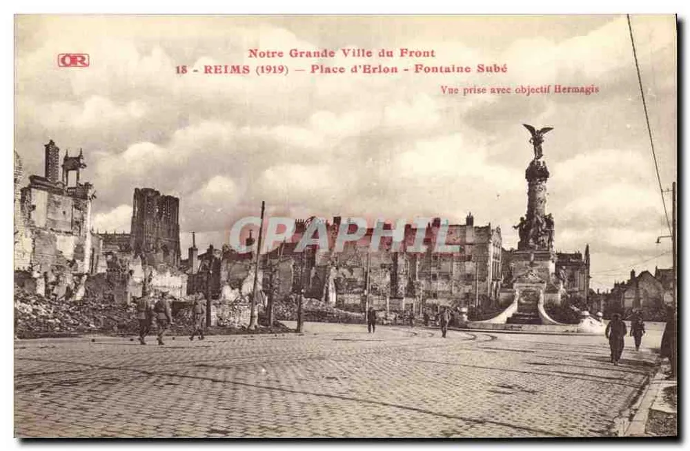 Reims (1919) — Place d'Erlon — Fontaine Subé — Ansicht mit Hermagis-Objektiv - Vorderseite